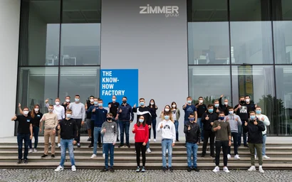 Der Start ins Berufsleben bei der Zimmer Group in Zeiten von Corona: Das Ausbildungsteam freut sich mit den neuen Azubis auf eine spannende Lehrzeit.